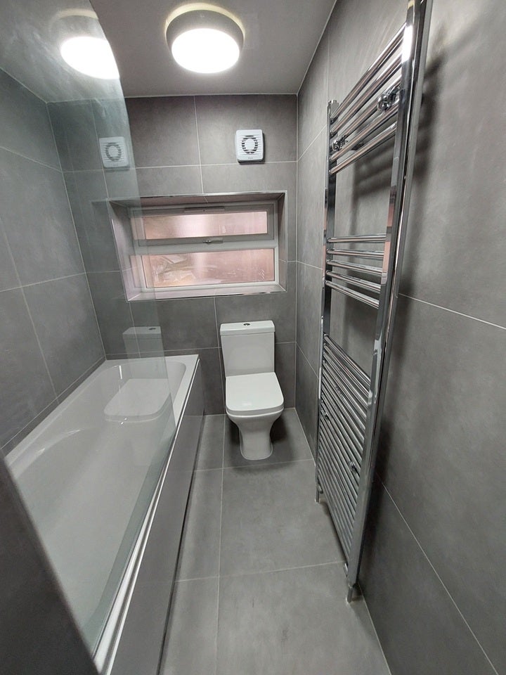 Flat Harrogate Court in Slough