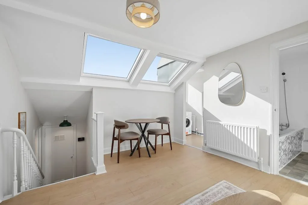 Flat Cambridge Gardens in Greater London