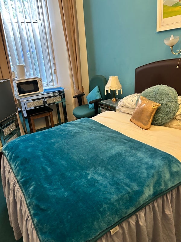 Room McDonald Road in City of Edinburgh