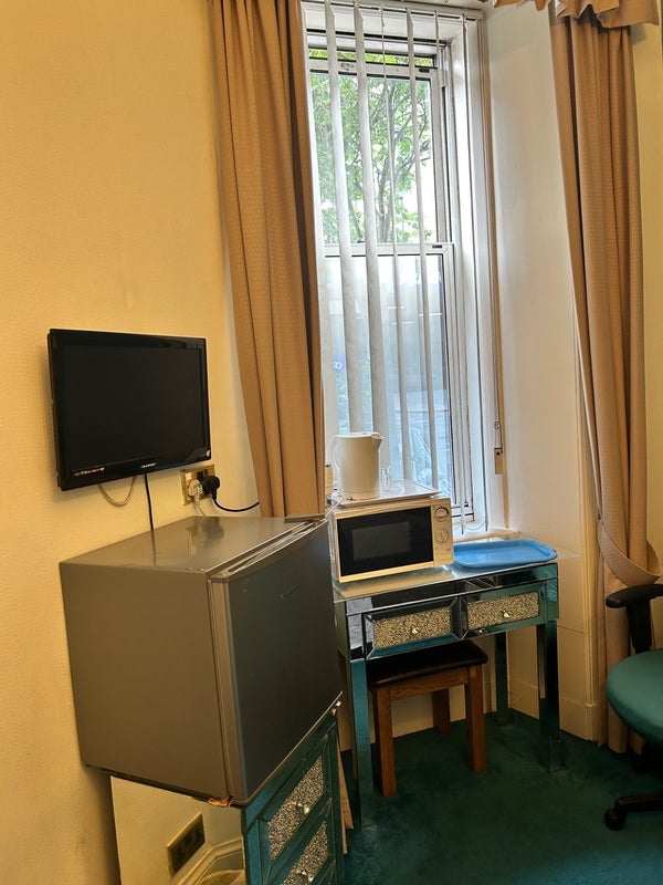 Room McDonald Road in City of Edinburgh