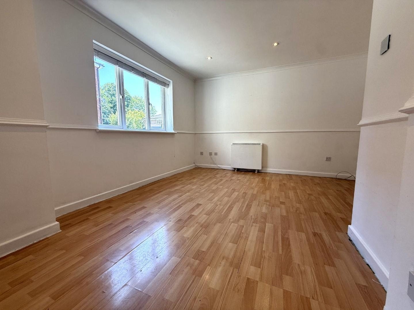 Flat Turnberry Court in Three Rivers