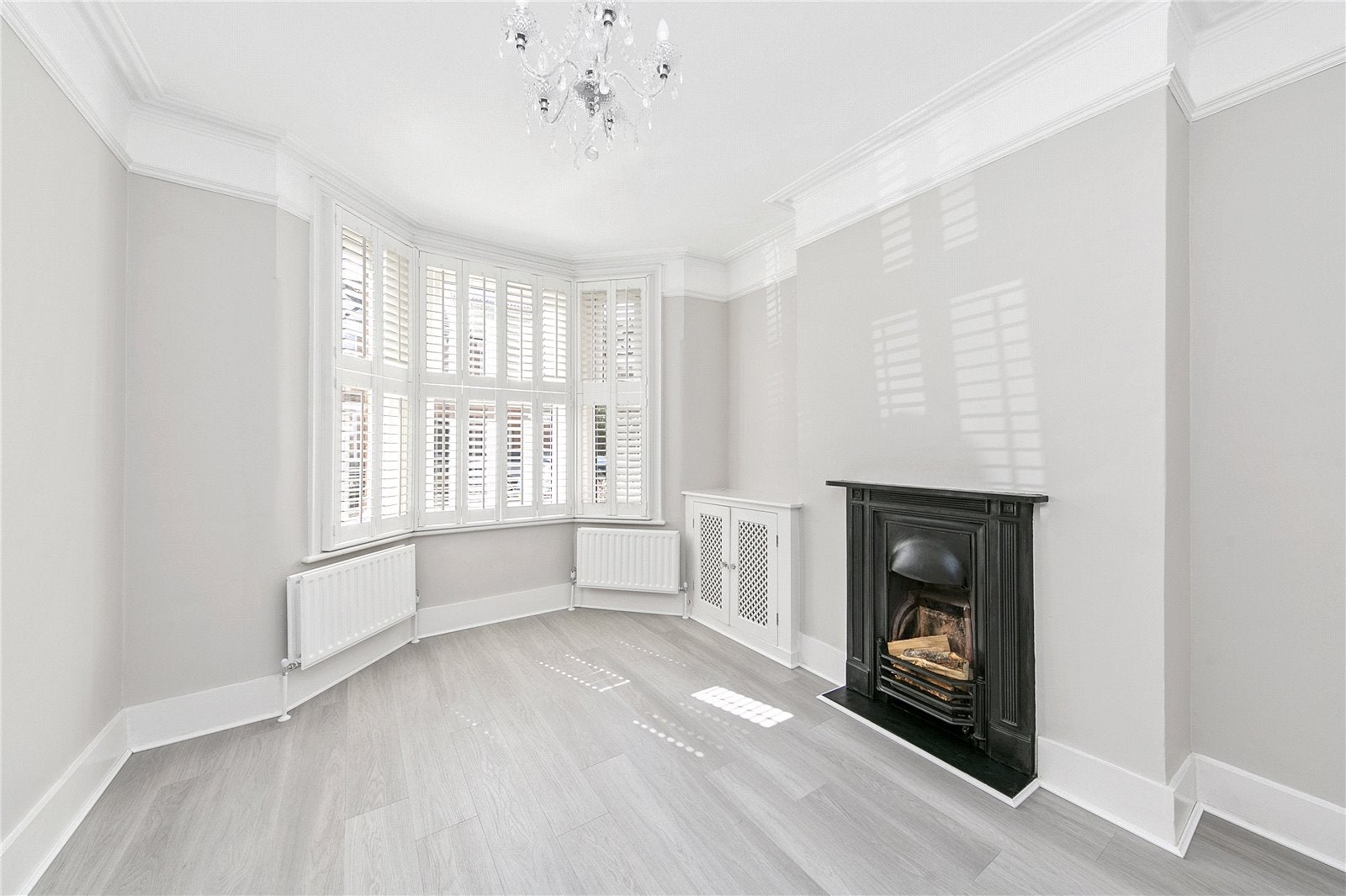 House Godstone Road in Greater London