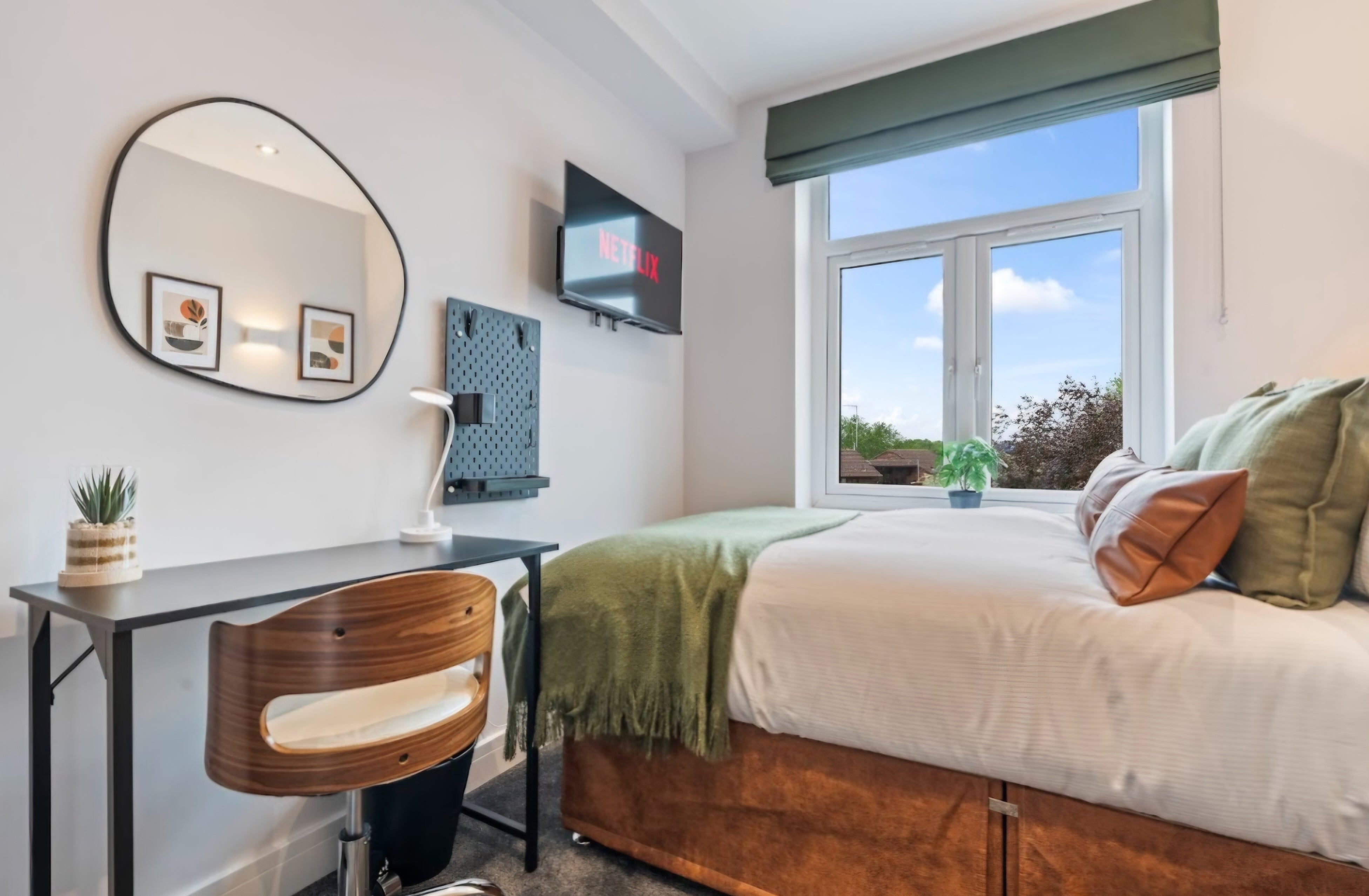 Room Bayes Street in Kettering