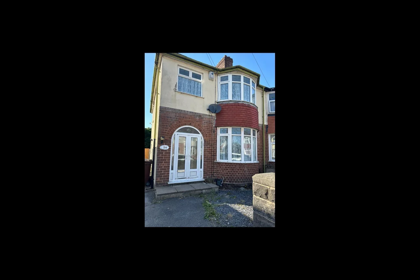 House Victory Avenue in Darlaston