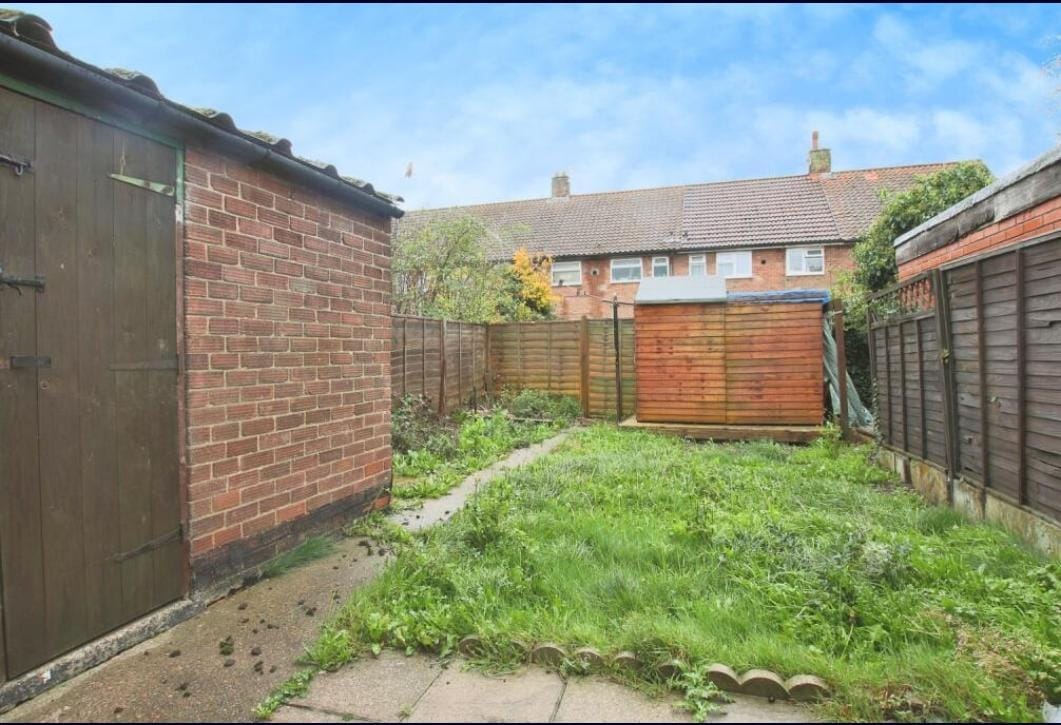 House Bothwell Grove in Hull