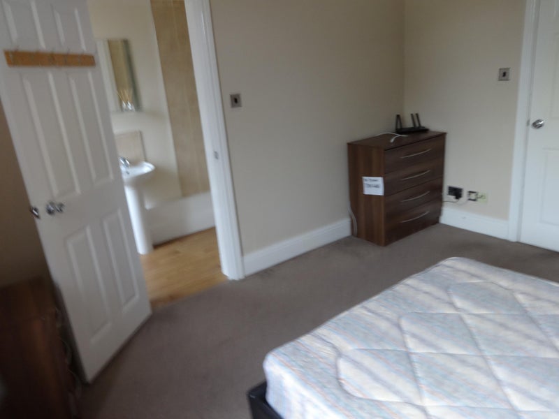 Room Warwick New Road in Royal Leamington Spa