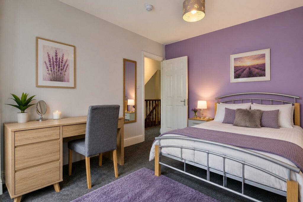 Room Burns Road in Coventry