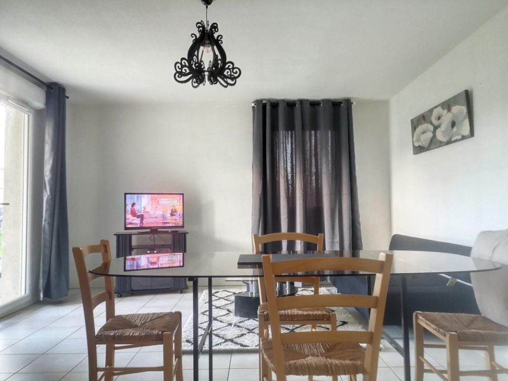 Flat Rue des Platanes in Pineuilh