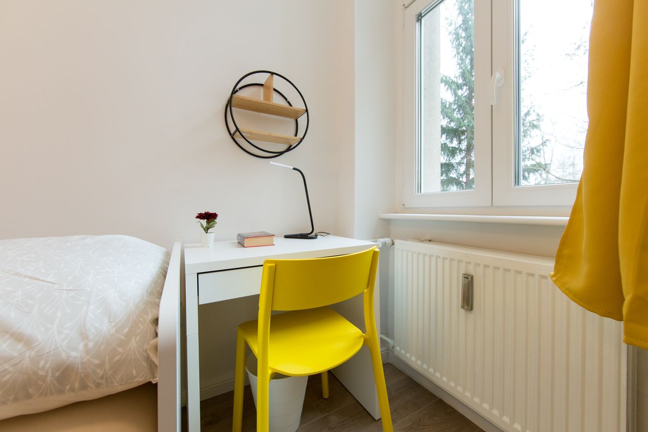 Zimmer Detmolder Straße in Berlin