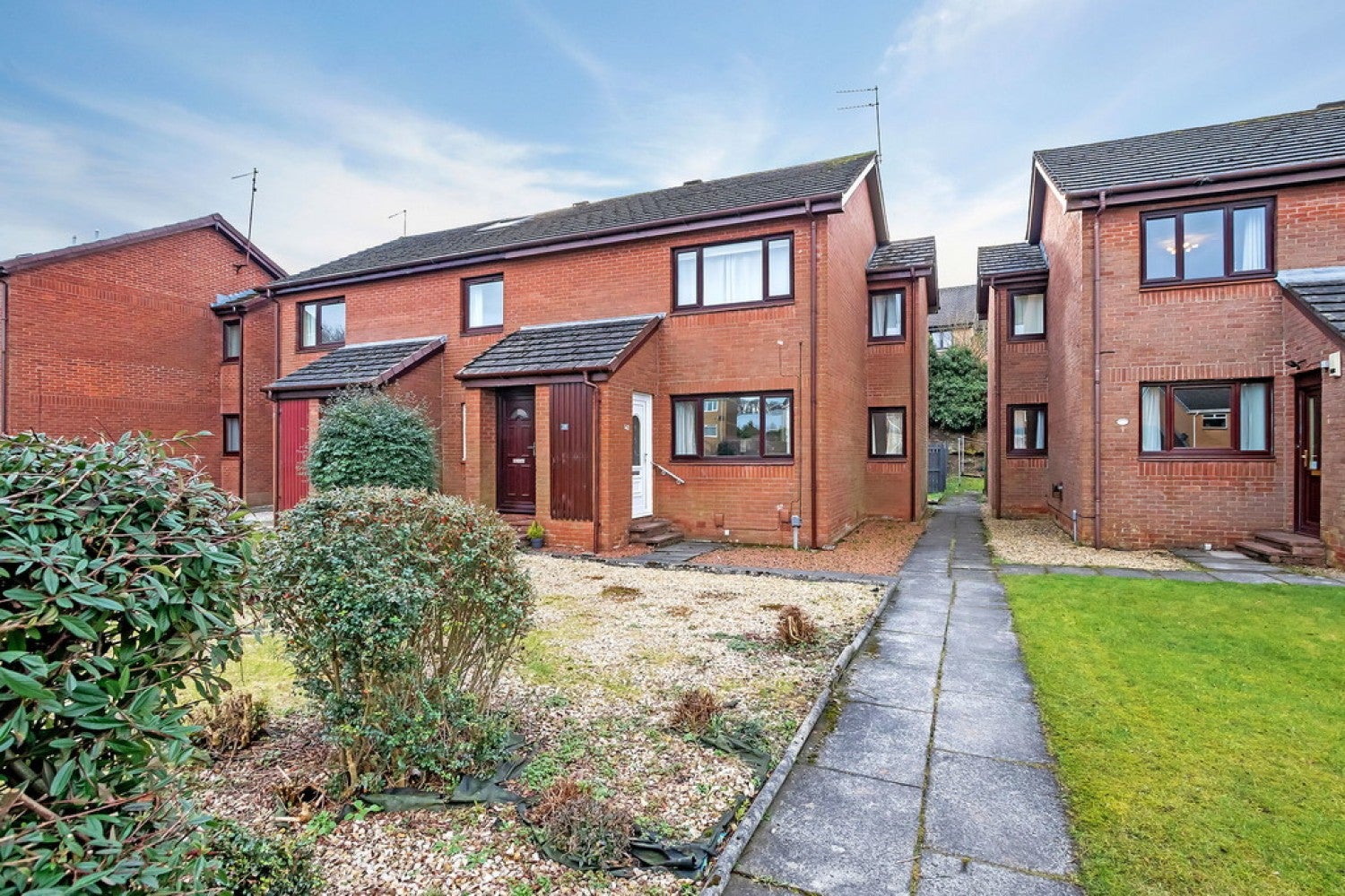 Flat Netherton Gardens in Glasgow