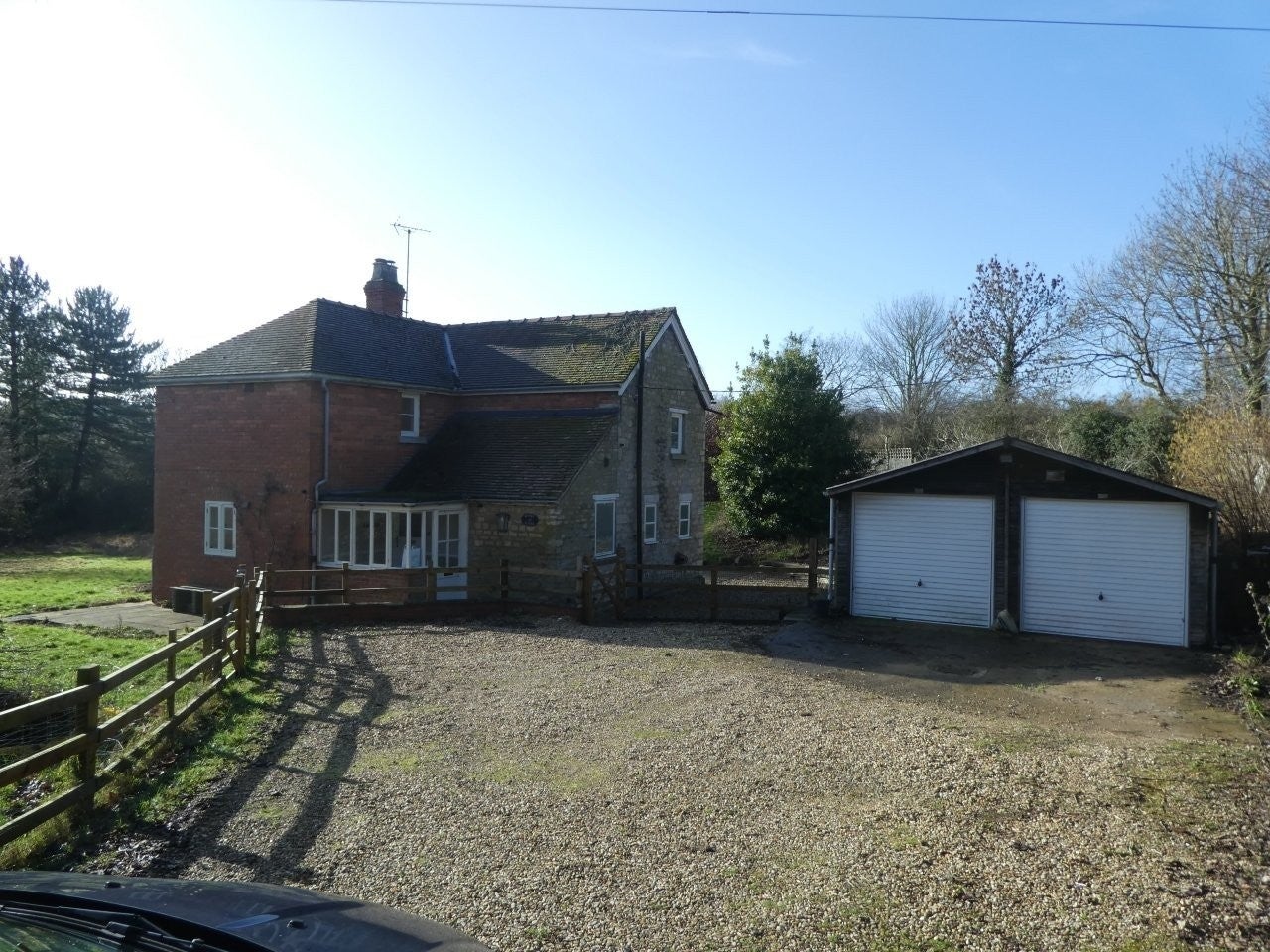 Flat Scottlethorpe Road in South Kesteven