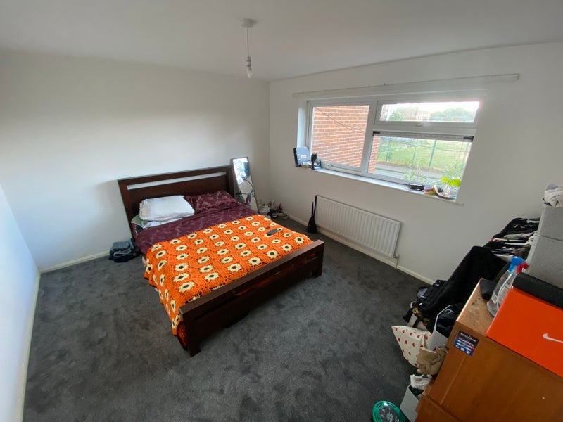 Room Duke Court in Manchester