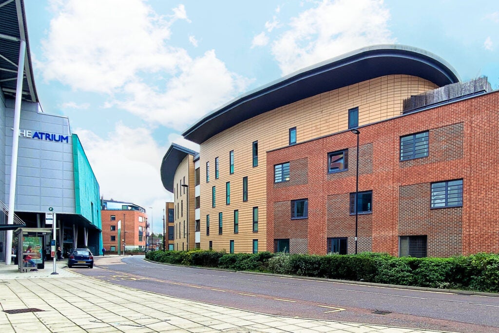 Flat Southern Road in Surrey Heath