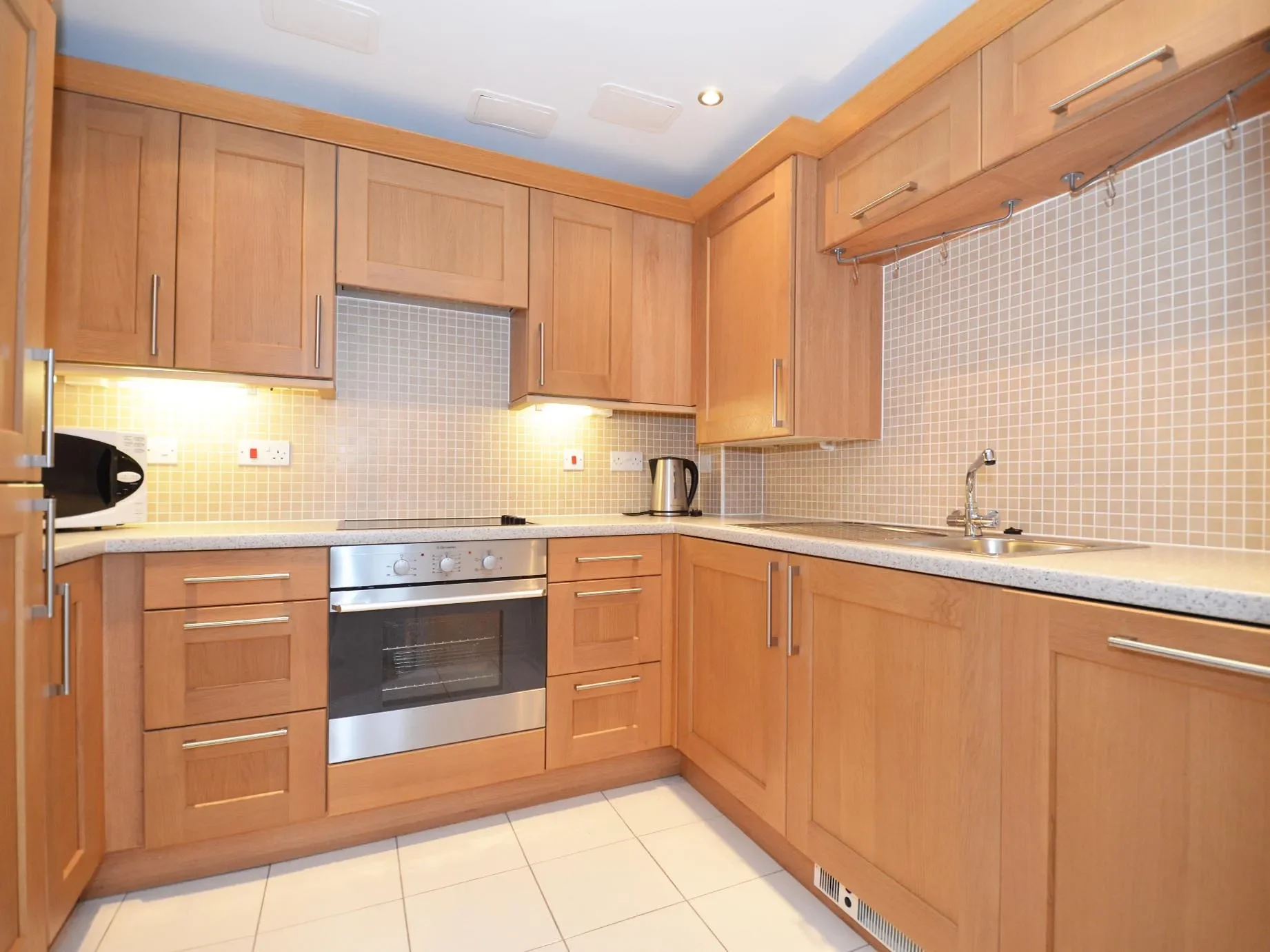 Flat Lamberton Drive in Tanyfron
