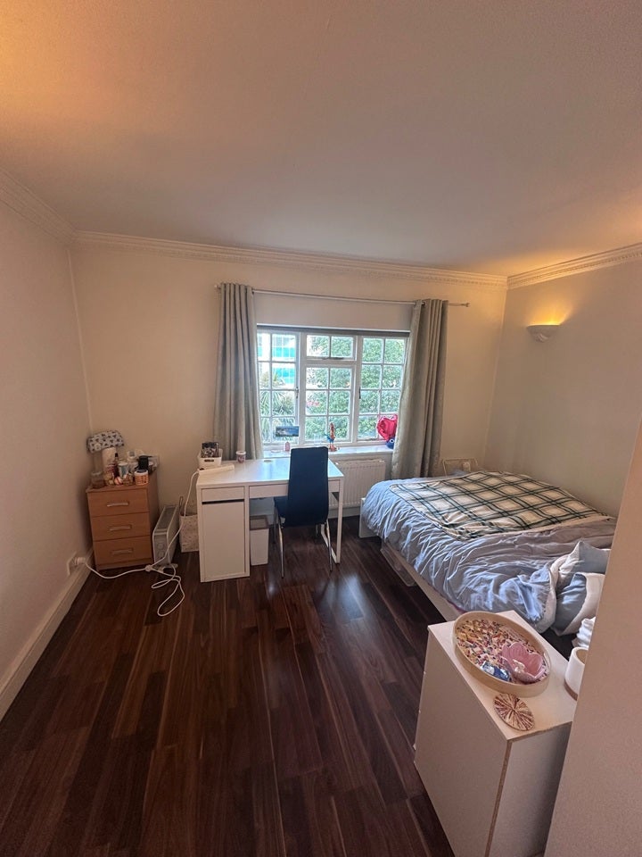 Room Lexham Gardens in Greater London