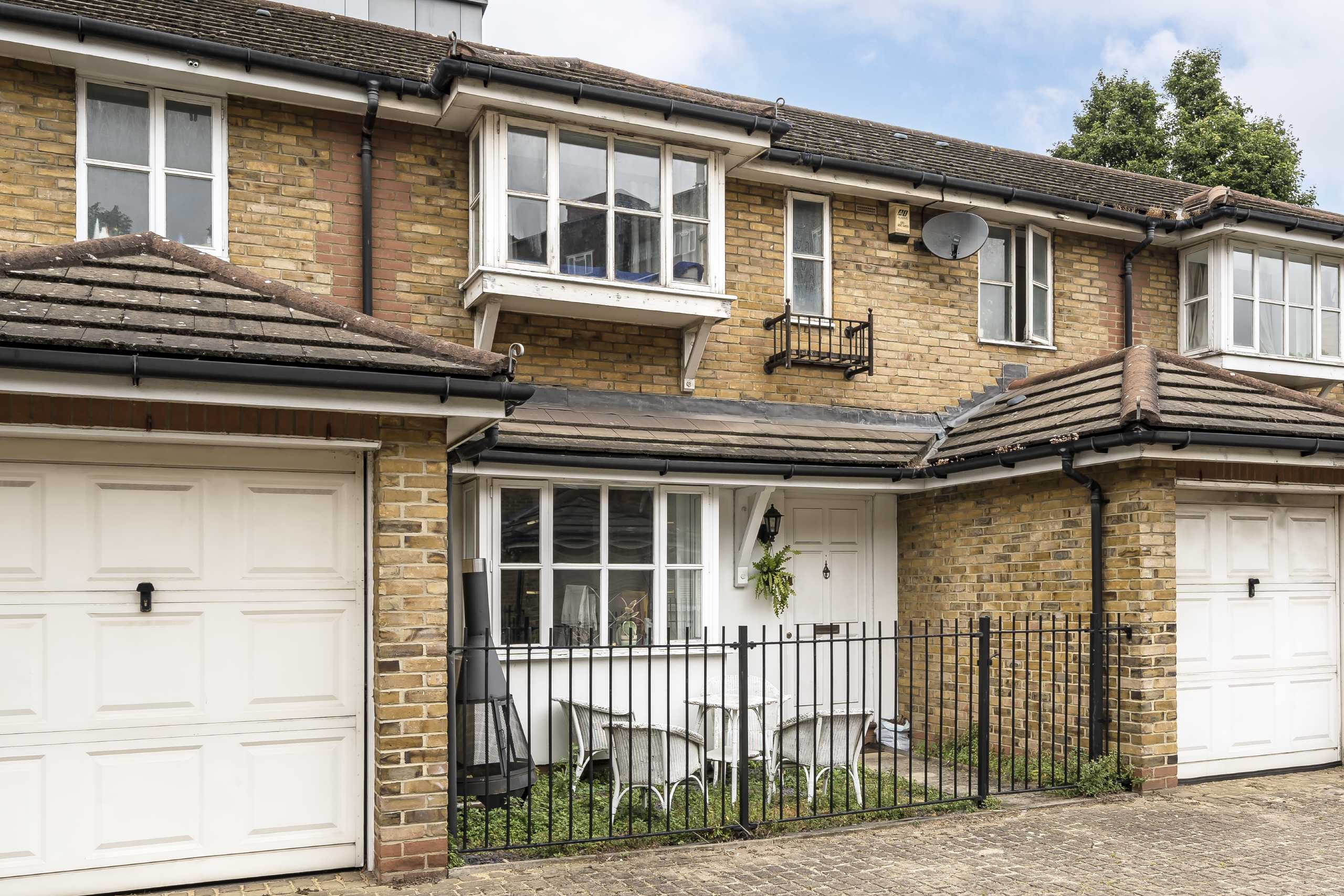 House Pearman Street in Greater London