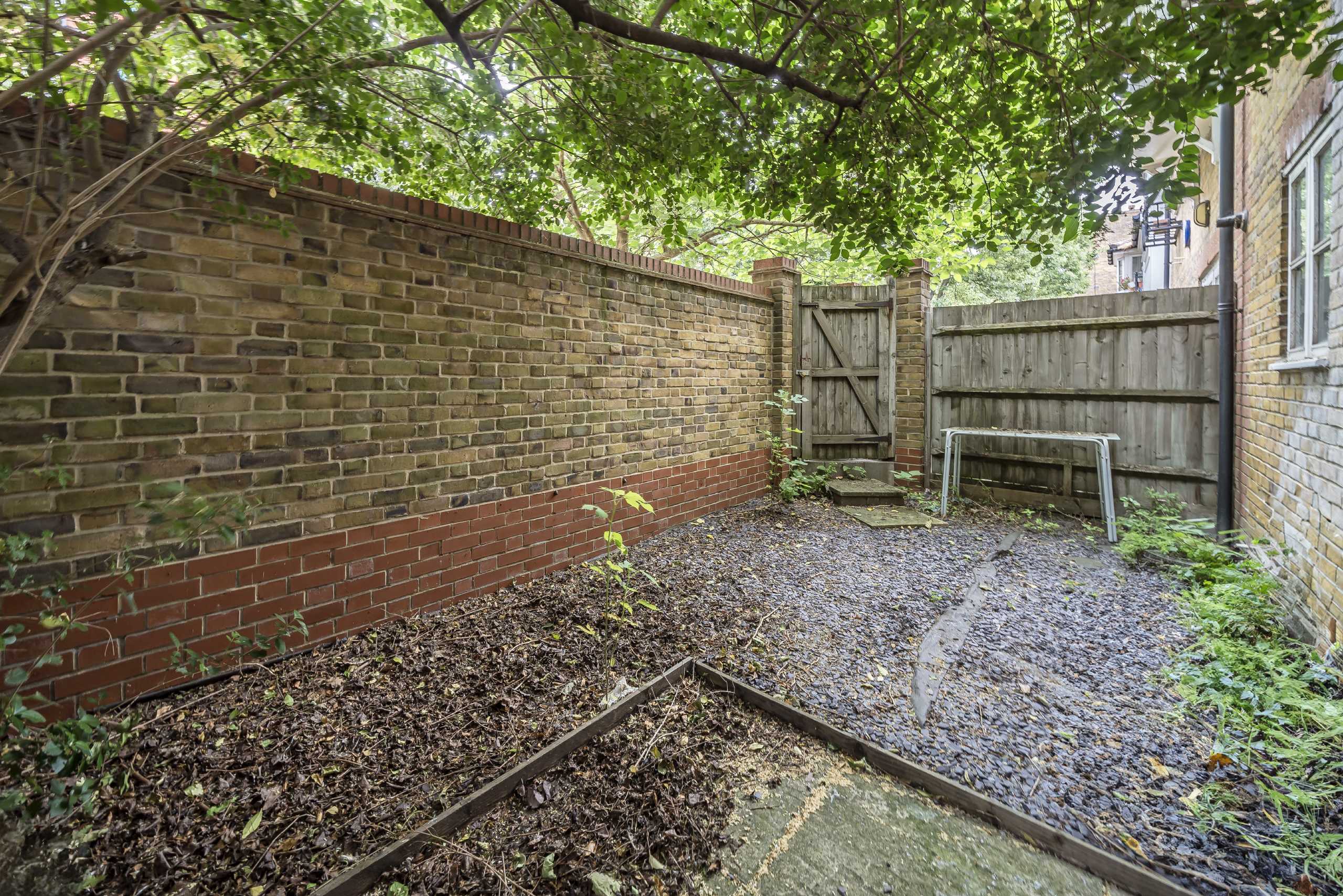 House Pearman Street in Greater London