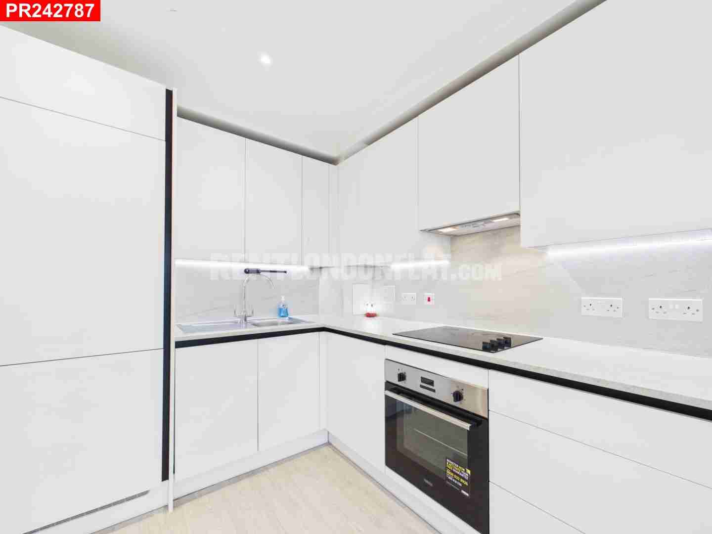 Flat Hargrave Drive in Greater London