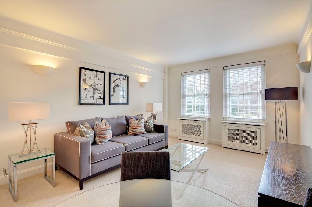 Flat Fulham Road in Greater London