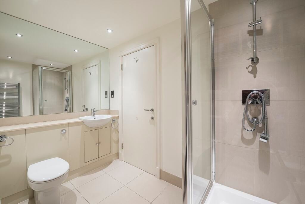 Flat Fulham Road in Greater London