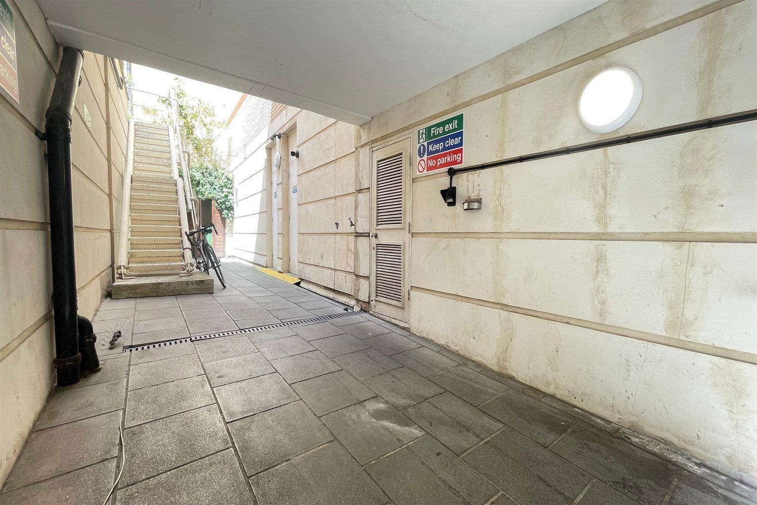Flat Printer's Inn Court in London