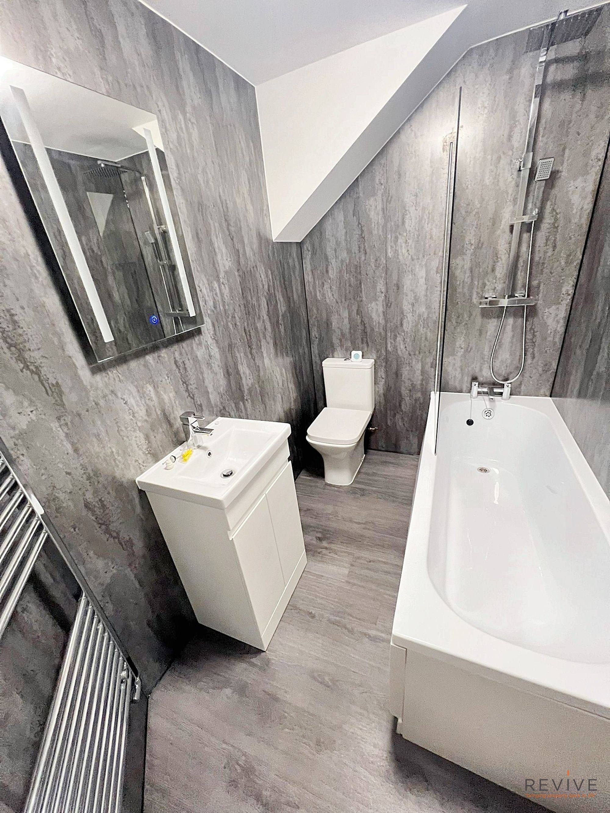 Flat Woodland Road in Bebington