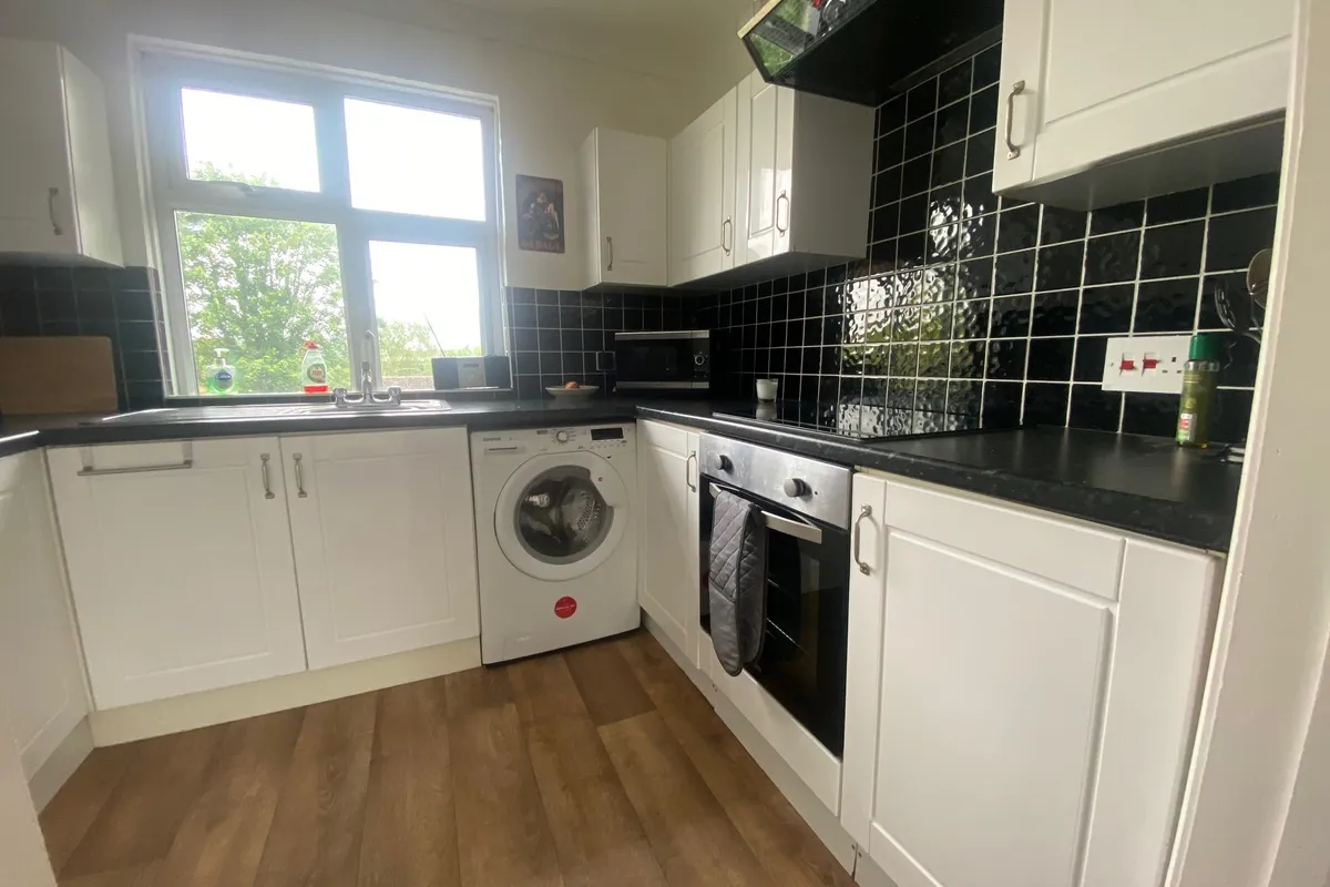 Flat Bassil Road in Dacorum