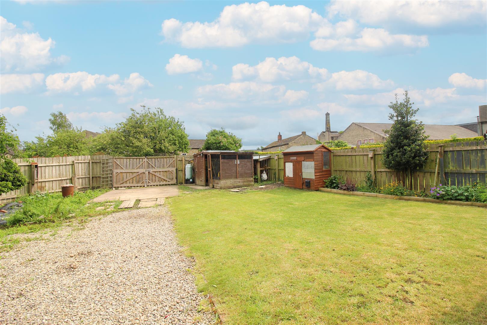 House Leyburn Close in Masham