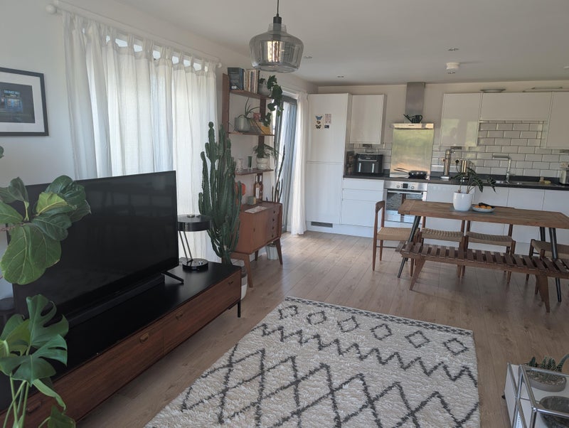 Room Foxley Road in Greater London