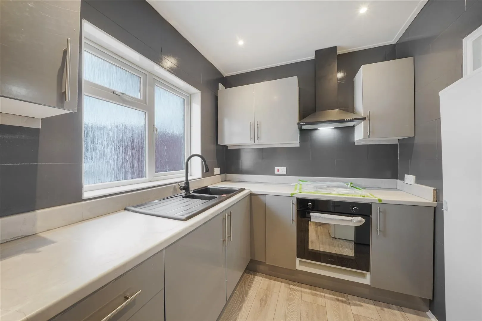 House Abbotts Drive in Greater London