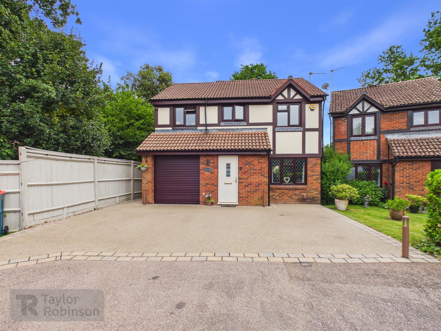 House Evans Close in Crawley