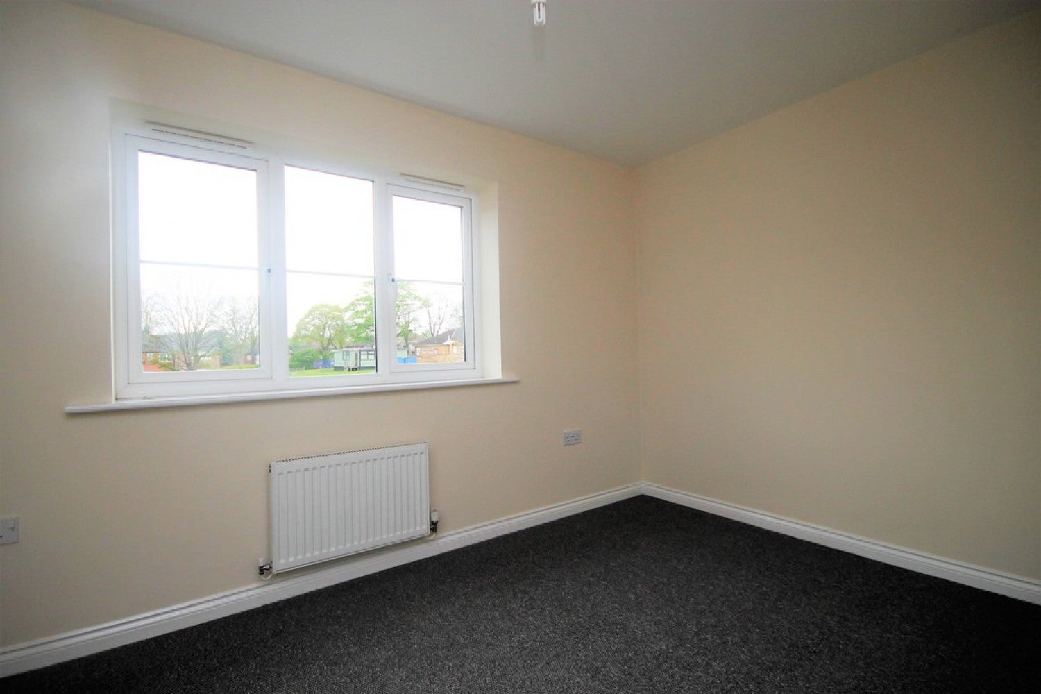 House Whitebeam Way in Nuneaton and Bedworth