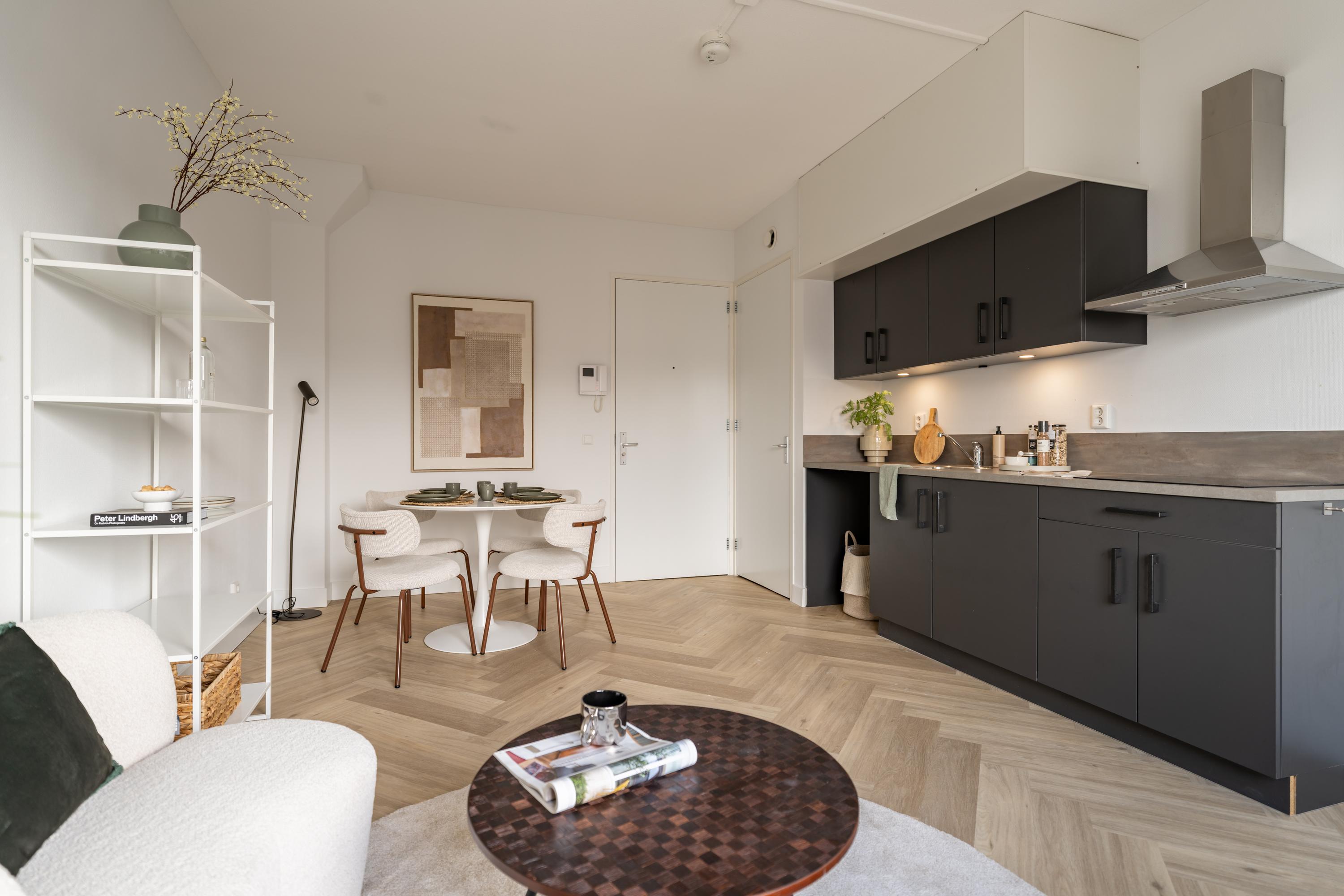 Studio te koop: Nieuweweg 75C, Hoofddorp