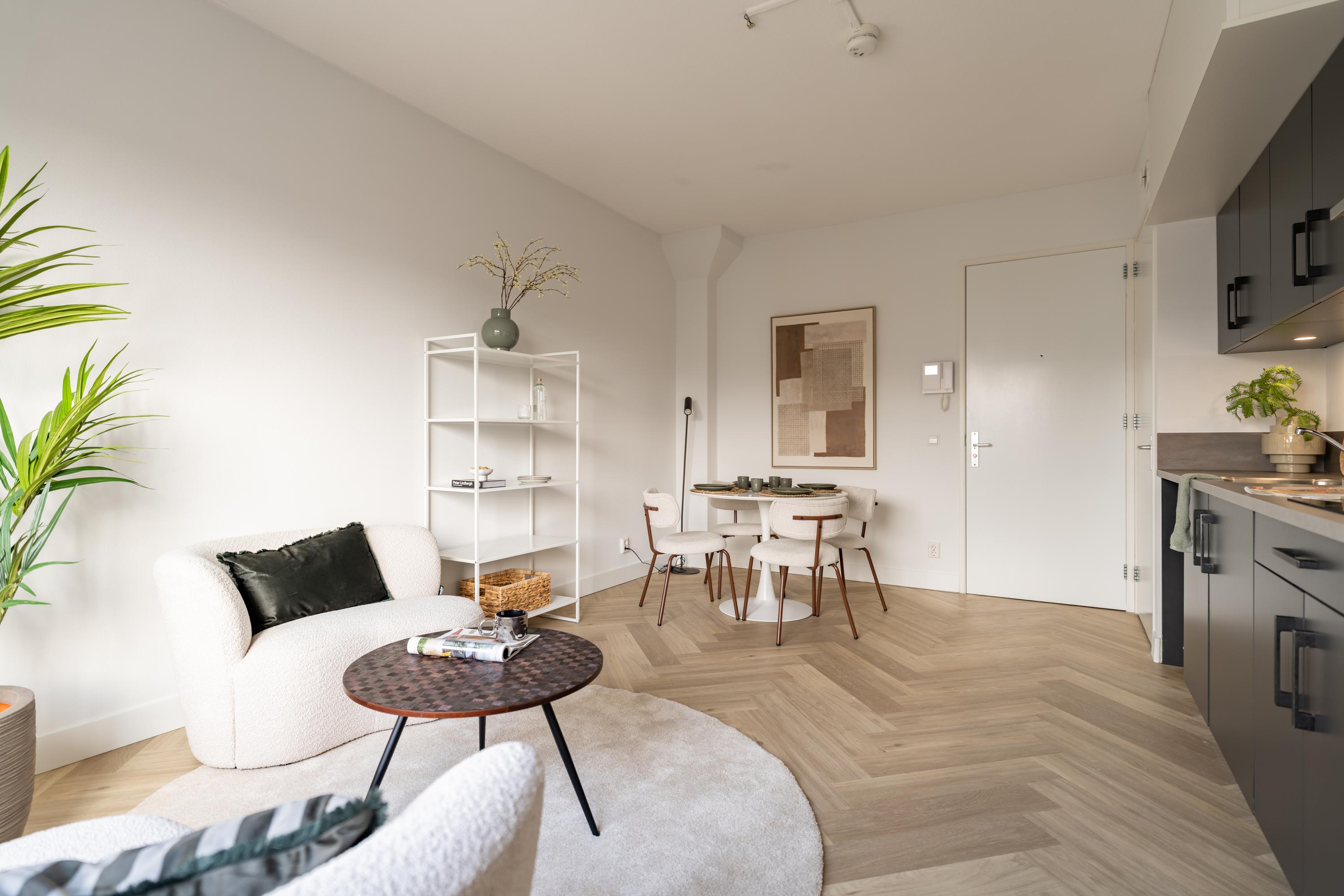 Studio te koop: Nieuweweg 75C, Hoofddorp