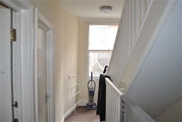Room Moon Street in Bristol