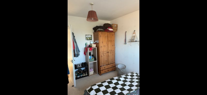 Room Austin Road in Greater London