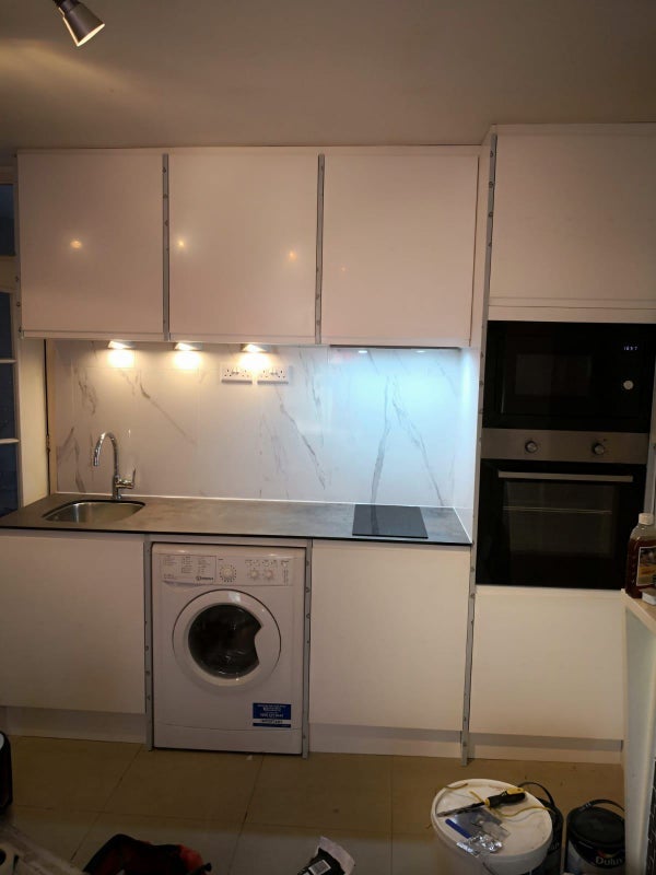 Room City Road in Greater London