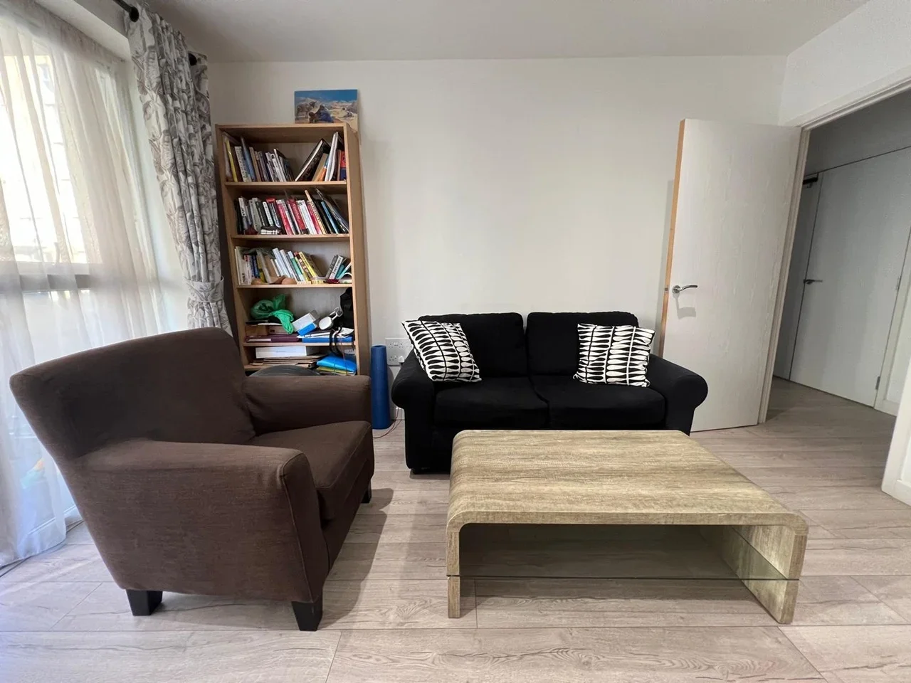 Flat Perryfield Way in Greater London