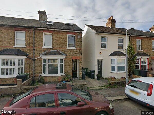 Room Forest Road in Cheshunt