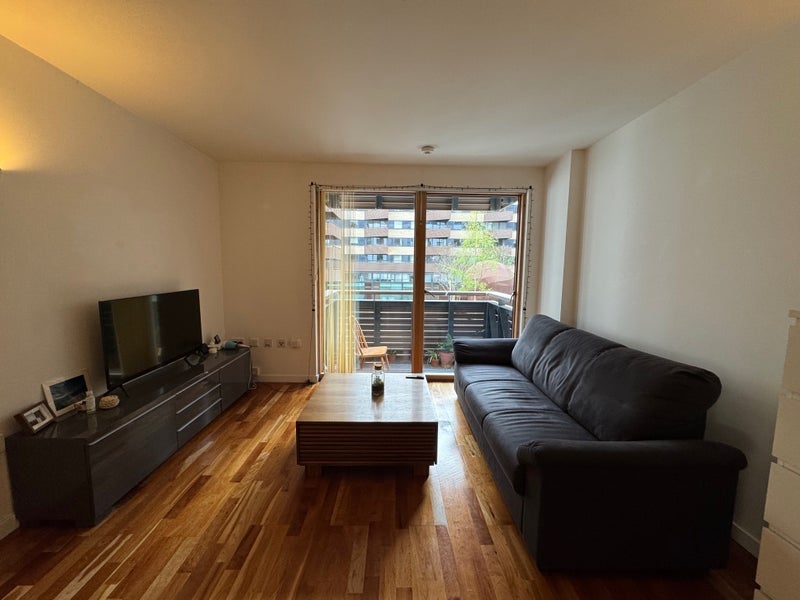 Flat Poole Street in Greater London