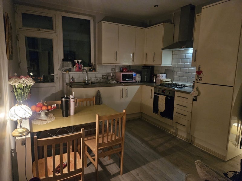 Room Coldharbour Lane in Greater London