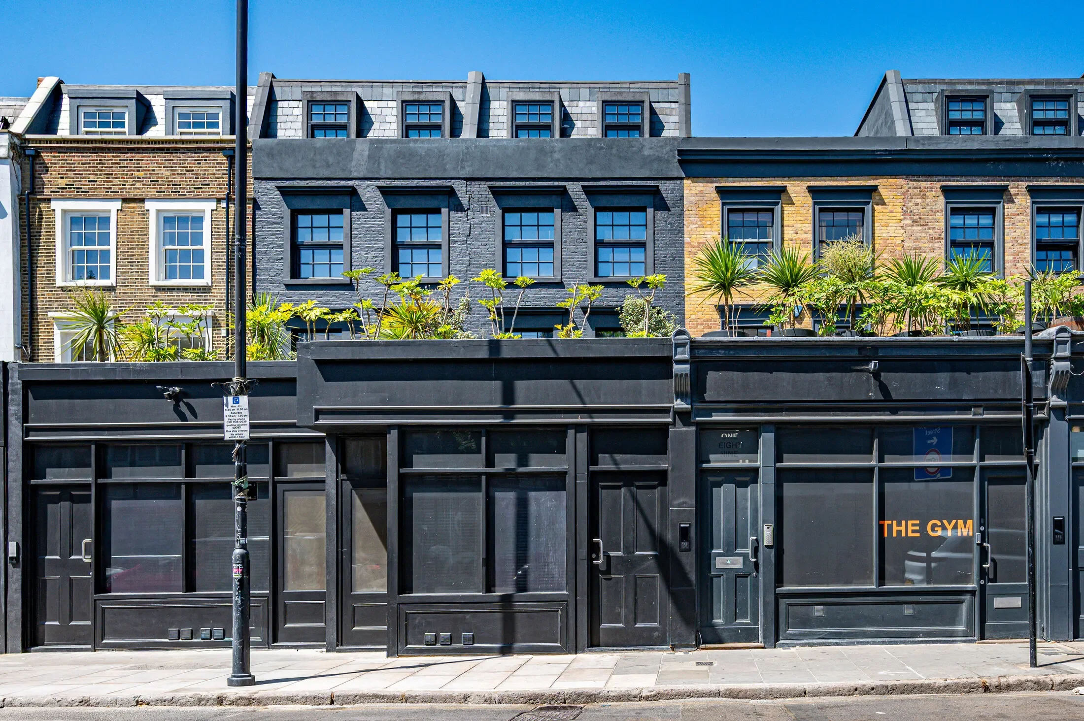 Flat Caledonian Road in Greater London