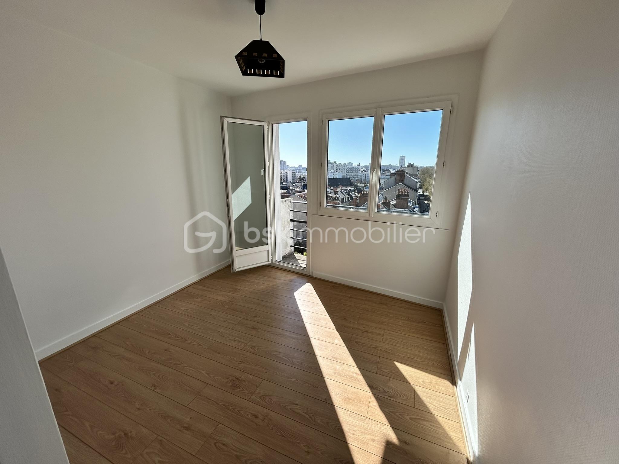 Flat Avenue de Grammont in Tours