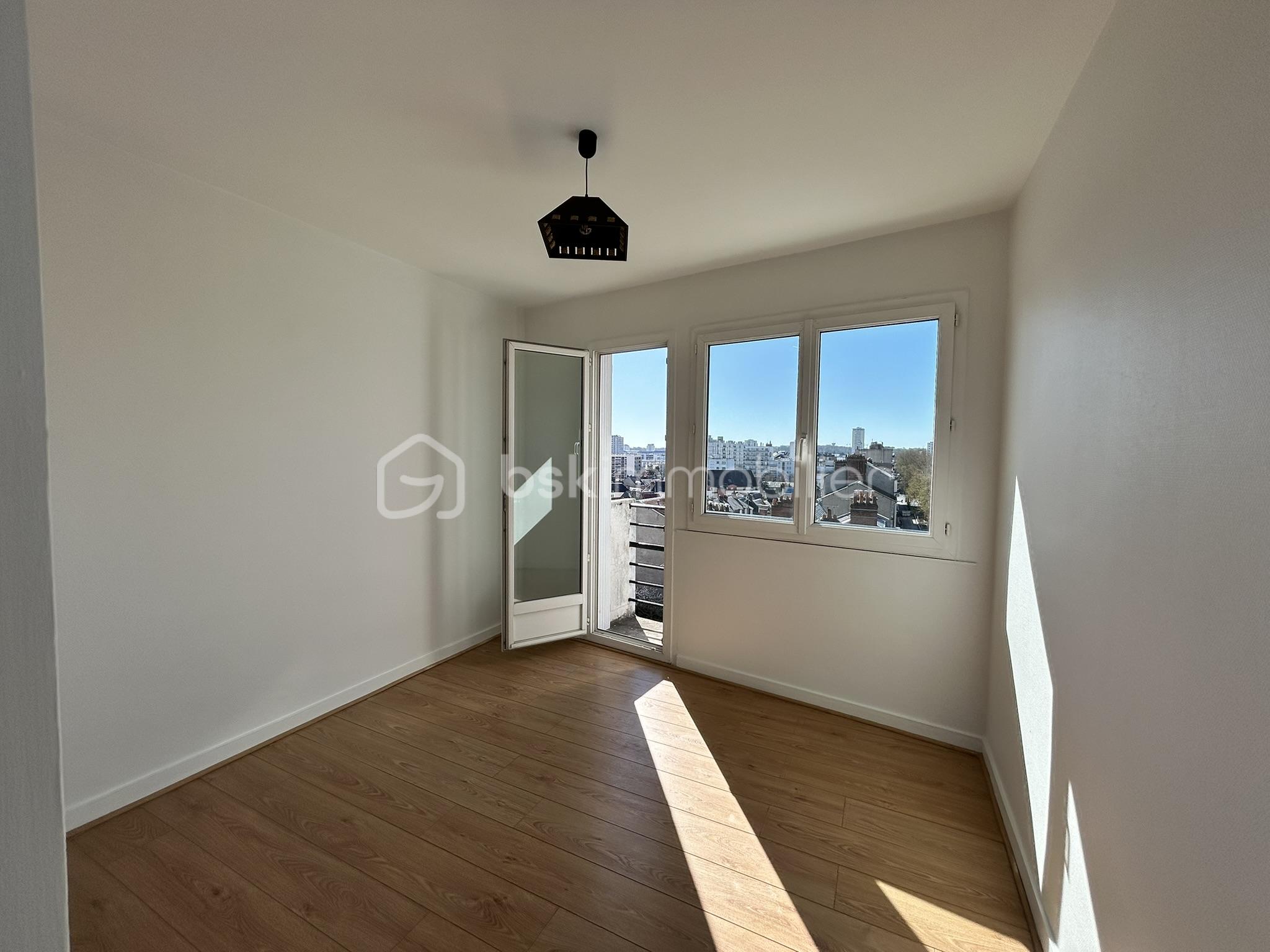 Flat Avenue de Grammont in Tours
