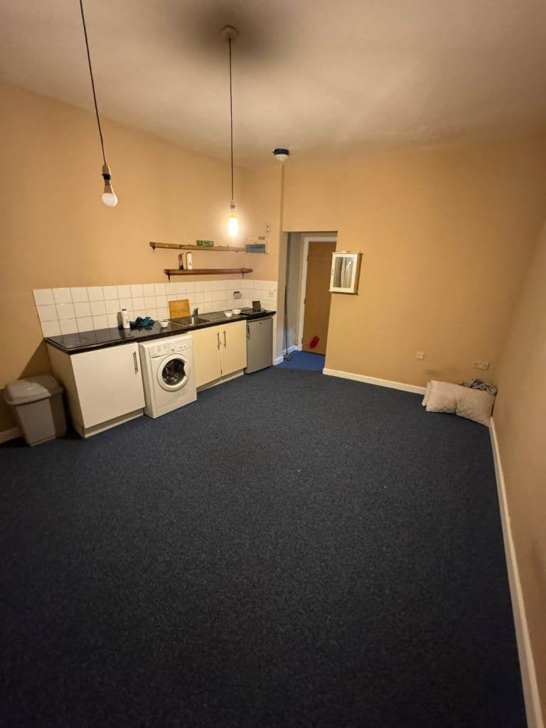 Flat Lumb Lane in Bradford