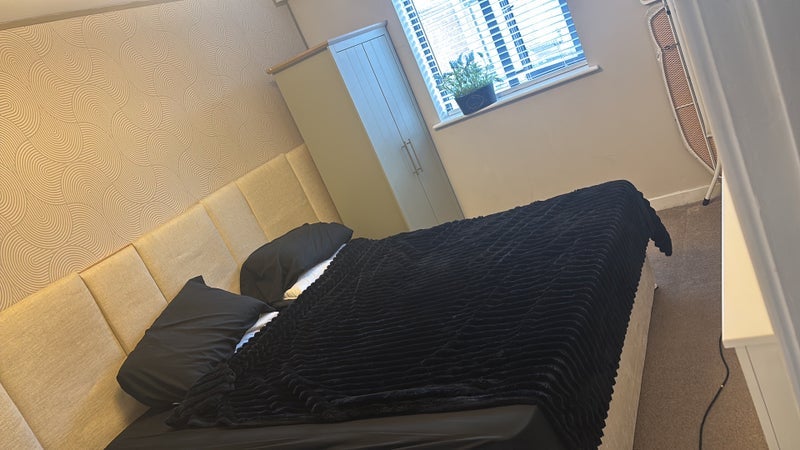 Room Bridport Street in Liverpool