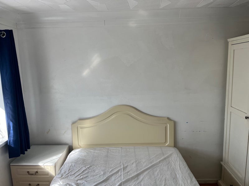 Room Little Crabtree in Crawley