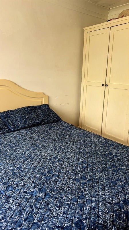 Room Little Crabtree in Crawley