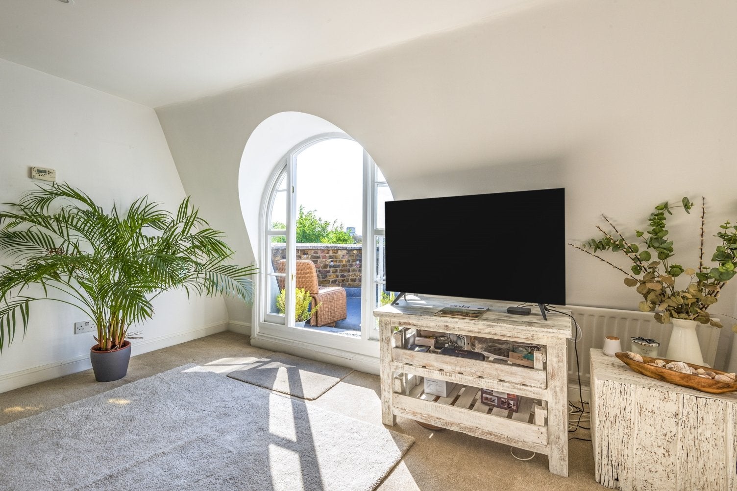 Flat Morden Road in Greater London