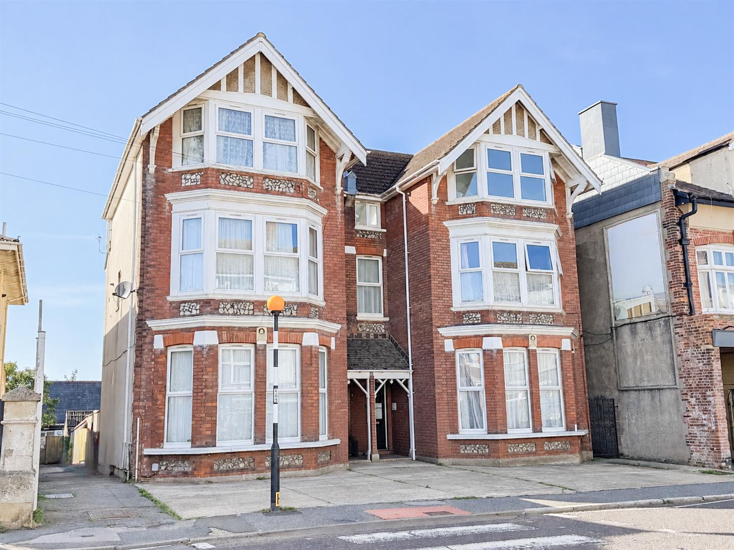 Flat London Road in Rother